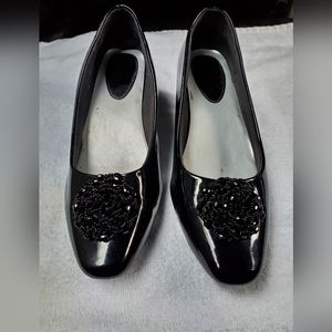 Torta Caliente Patent Pumps